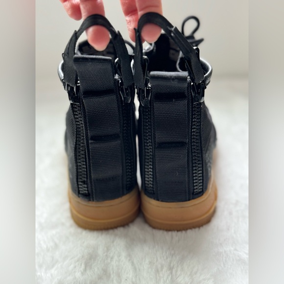 Women’s Nike SF Air Force 1 Mid Black Gum - - Picture 6 of 16